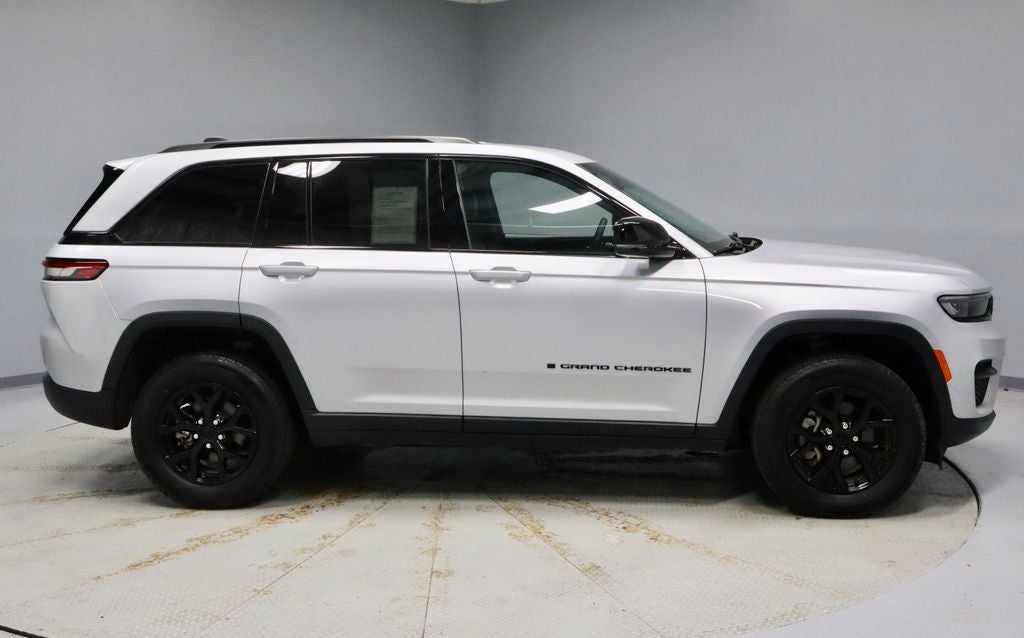 2024 Jeep Grand Cherokee Altitude