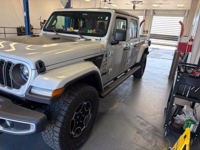 2024 Jeep Gladiator Sport S