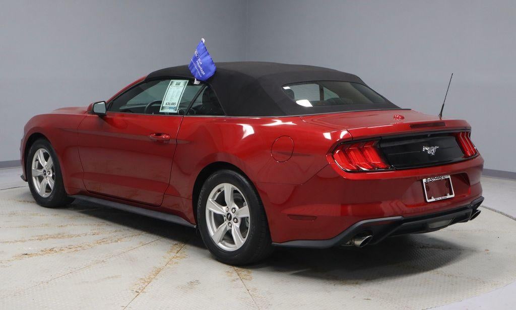 2021 Ford Mustang EcoBoost