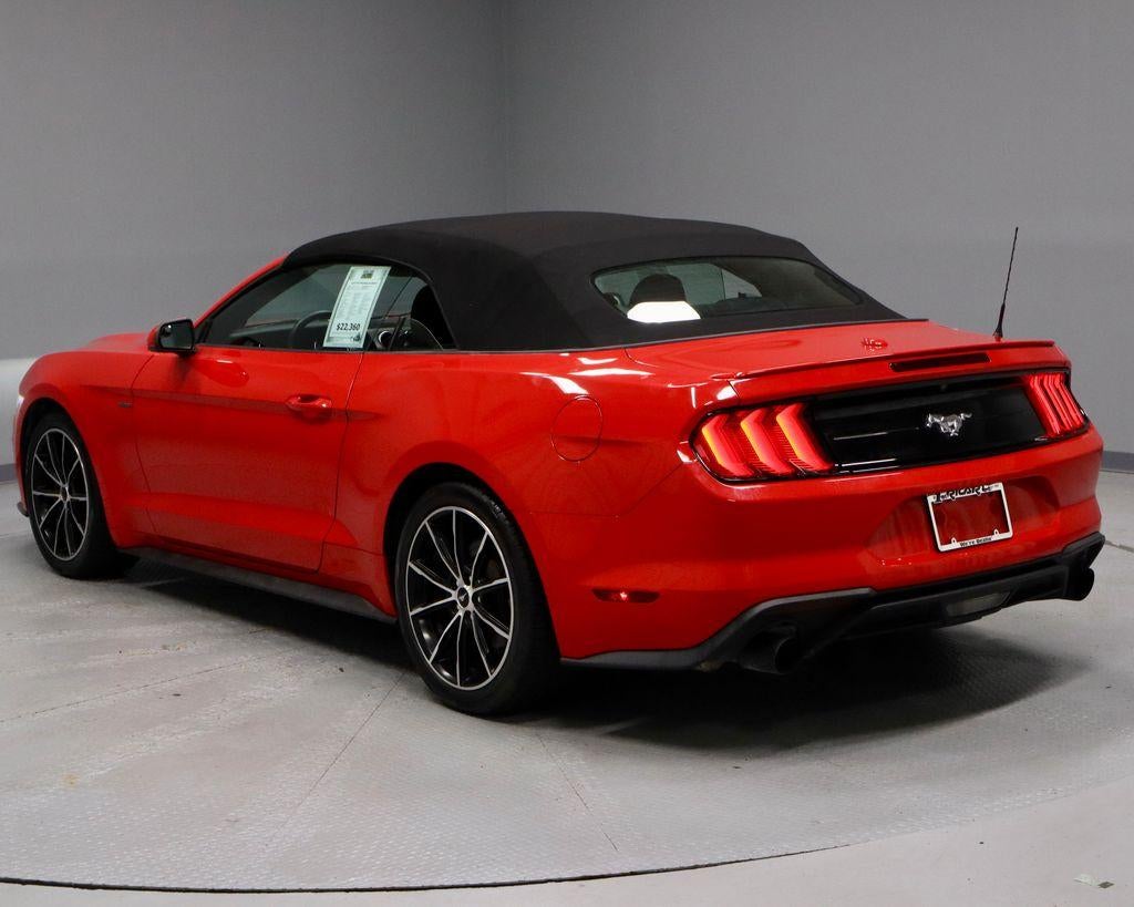 2020 Ford Mustang EcoBoost