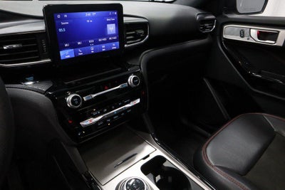 2024 Ford Explorer ST-Line