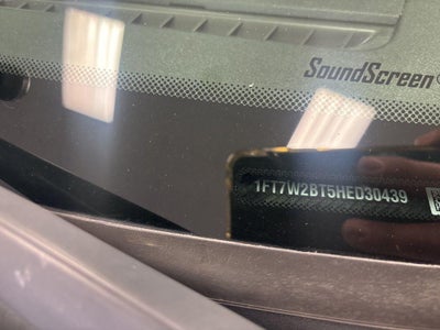 2017 Ford Super Duty F-250 SRW Lariat