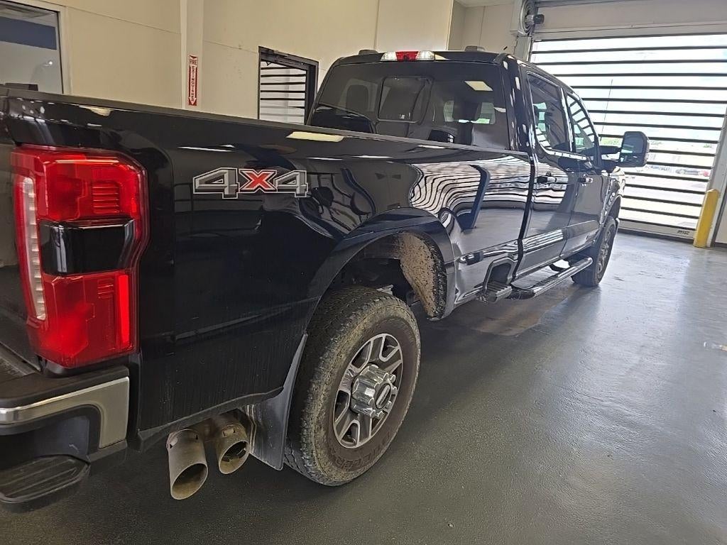 2023 Ford Super Duty F-350 SRW Lariat