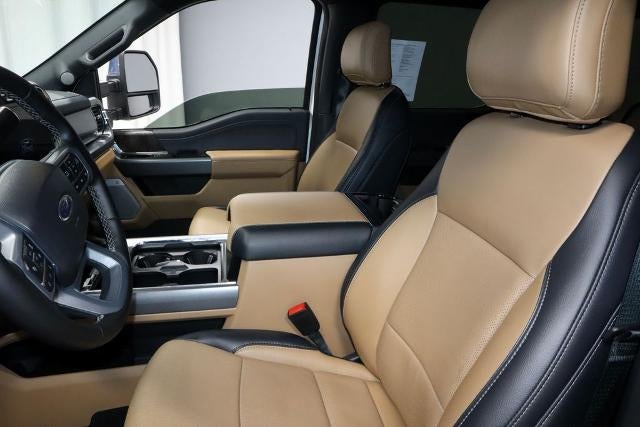 2025 Ford Super Duty F-350 DRW Lariat