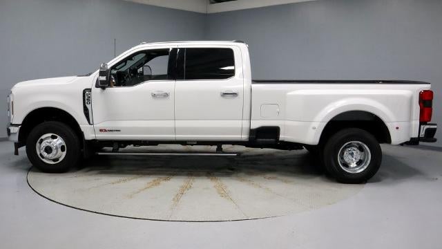 2025 Ford Super Duty F-350 DRW Lariat