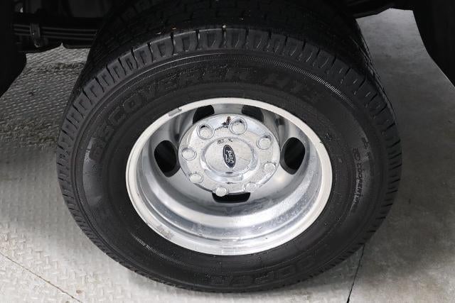 2023 Ford Super Duty F-350 DRW Lariat