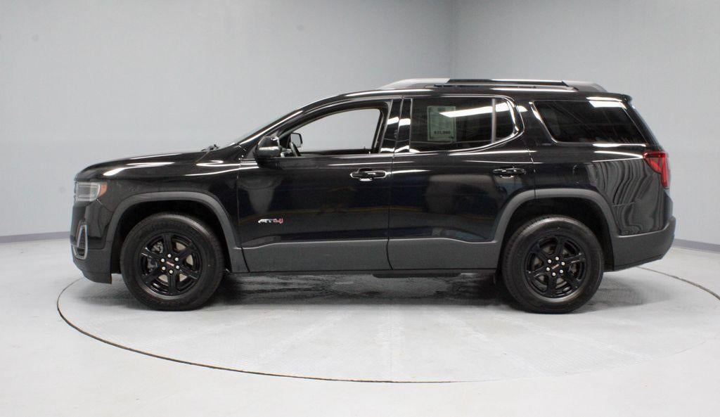 2023 GMC Acadia AT4