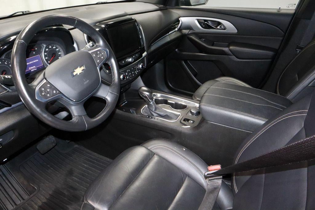 2022 Chevrolet Traverse LT Leather