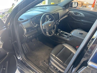 2022 Chevrolet Traverse LT Leather