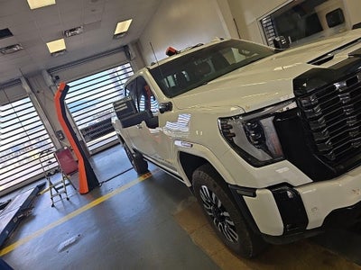 2025 GMC Sierra 3500HD Denali Ultimate