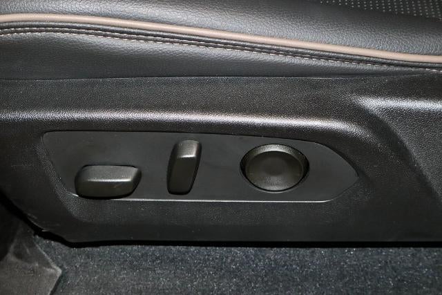 2023 GMC Canyon Denali