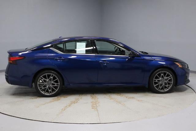2023 Nissan Altima 2.0 SR