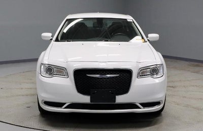 2022 Chrysler 300 Touring