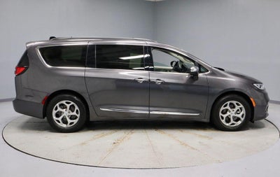 2023 Chrysler Pacifica Limited