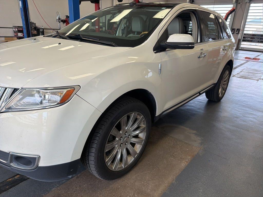2012 Lincoln MKX Base