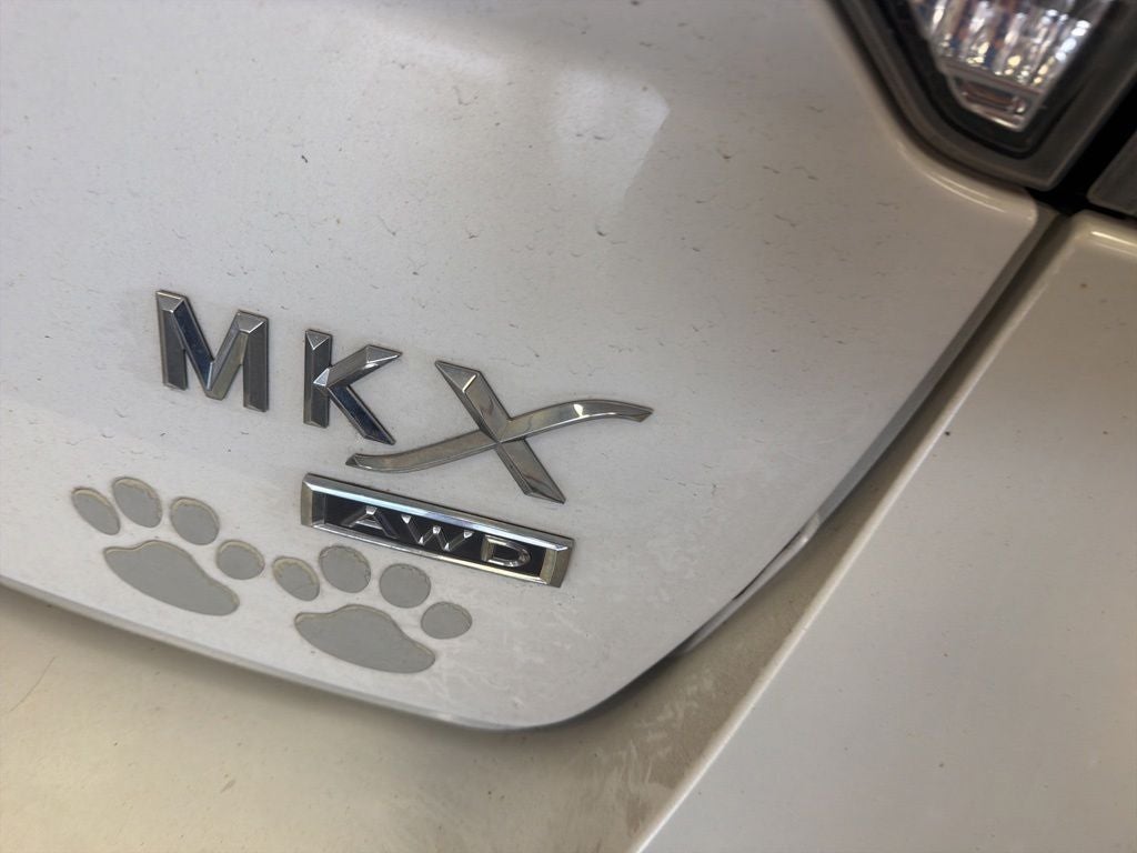 2012 Lincoln MKX Base