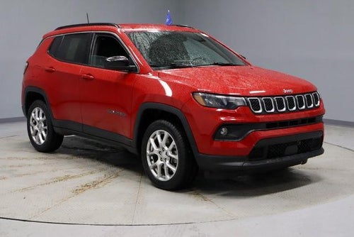 2023 Jeep Compass Latitude Lux