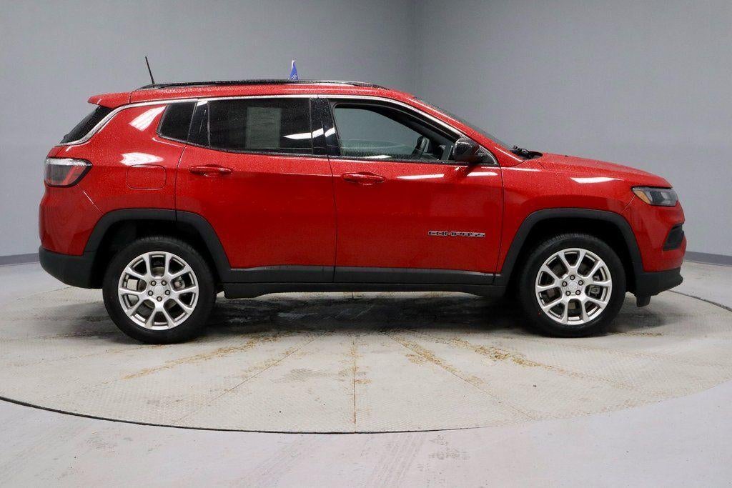 2023 Jeep Compass Latitude Lux