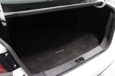 2024 Nissan Versa 1.6 SV