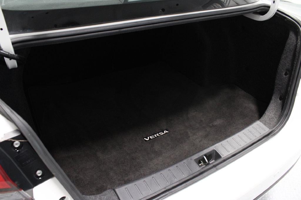 2024 Nissan Versa 1.6 SV