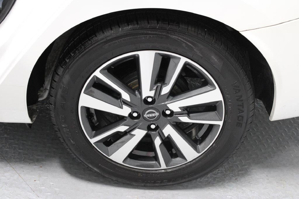 2024 Nissan Versa 1.6 SV