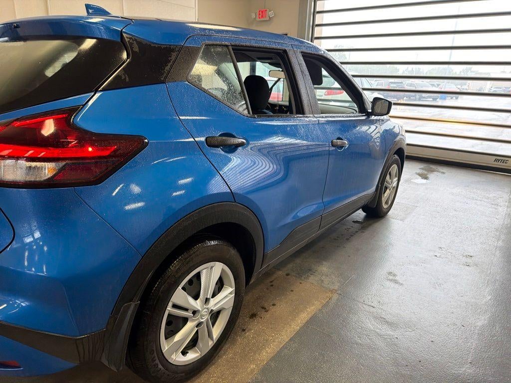 2025 Nissan Kicks Play S