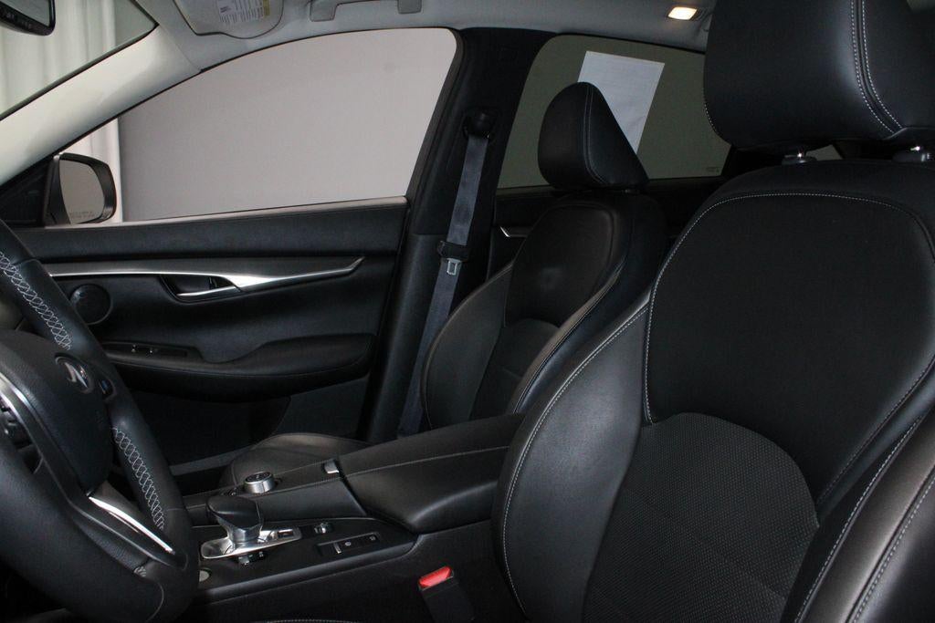 2022 INFINITI QX50 LUXE