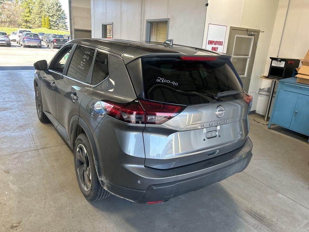2025 Nissan Rogue SV