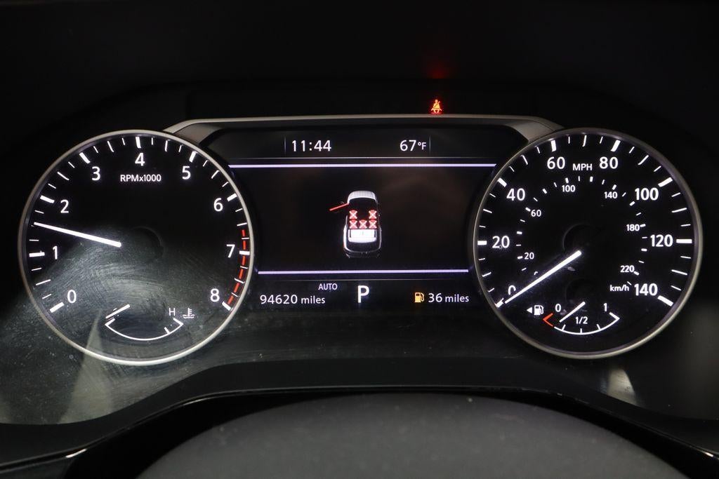 2022 Nissan Pathfinder SL