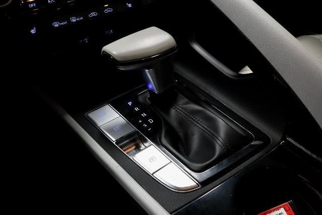 2022 Hyundai ELANTRA Limited