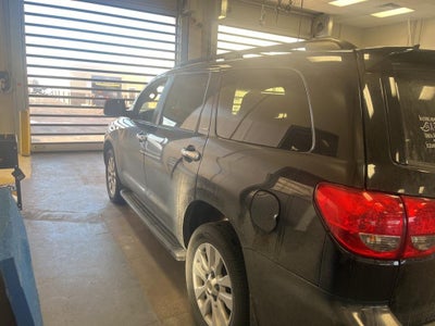 2014 Toyota Sequoia Platinum