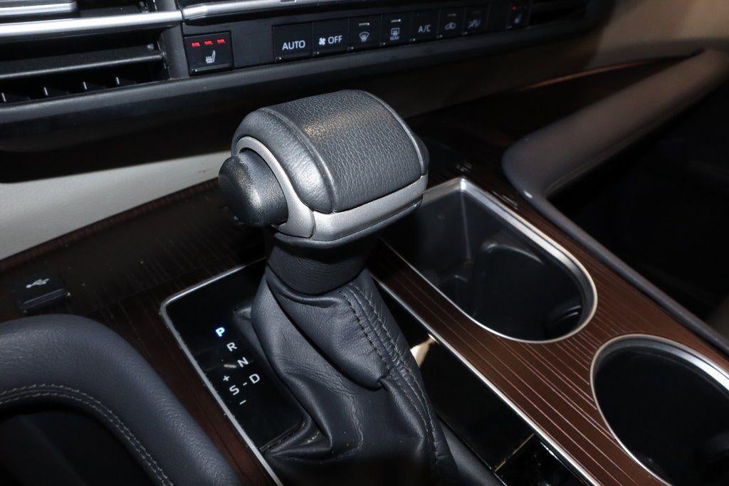 2022 Toyota Sienna XLE