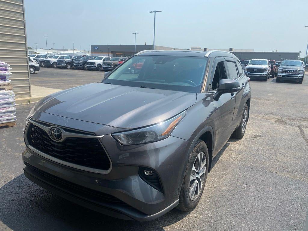 2023 Toyota Highlander XLE