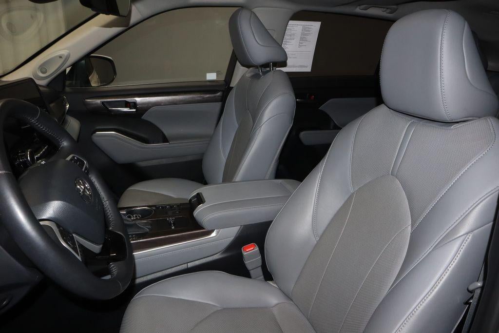 2023 Toyota Highlander Limited