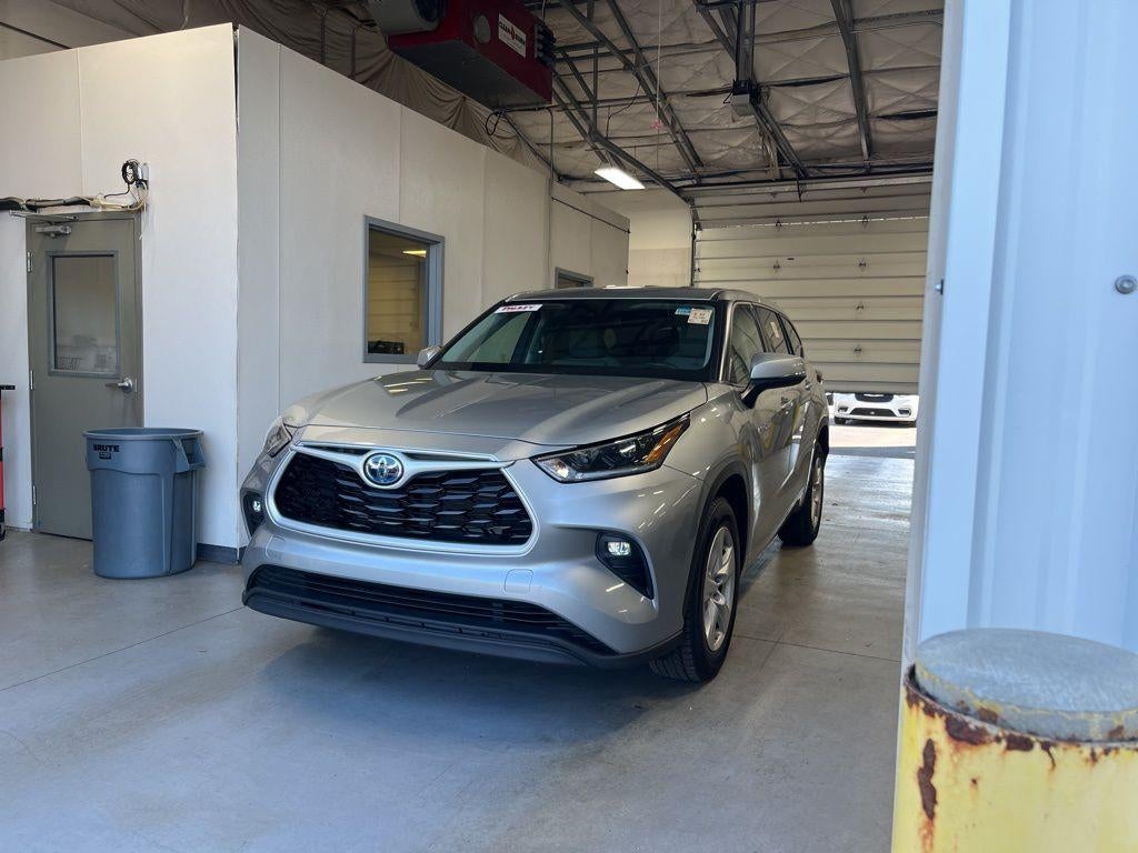 2021 Toyota Highlander LE