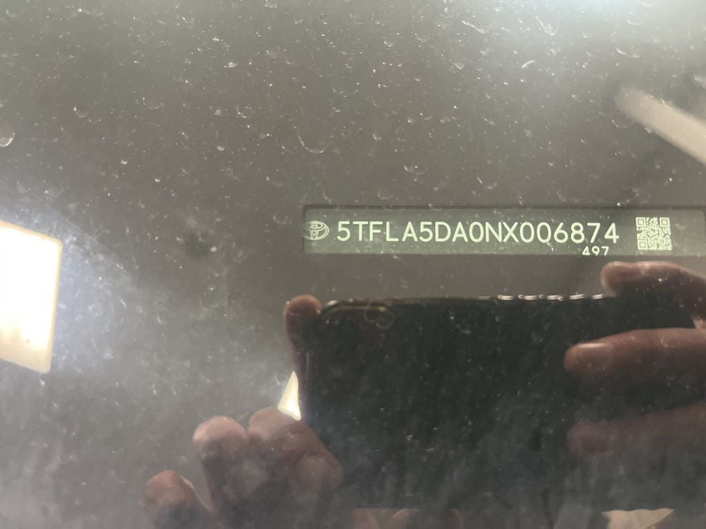 2022 Toyota Tundra 4WD SR5