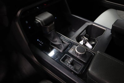 2025 Toyota Tundra 4WD SR5