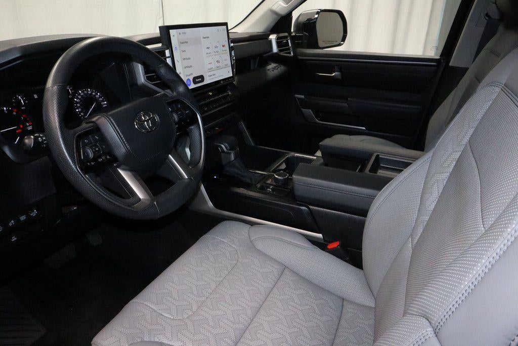 2023 Toyota Tundra 4WD SR5