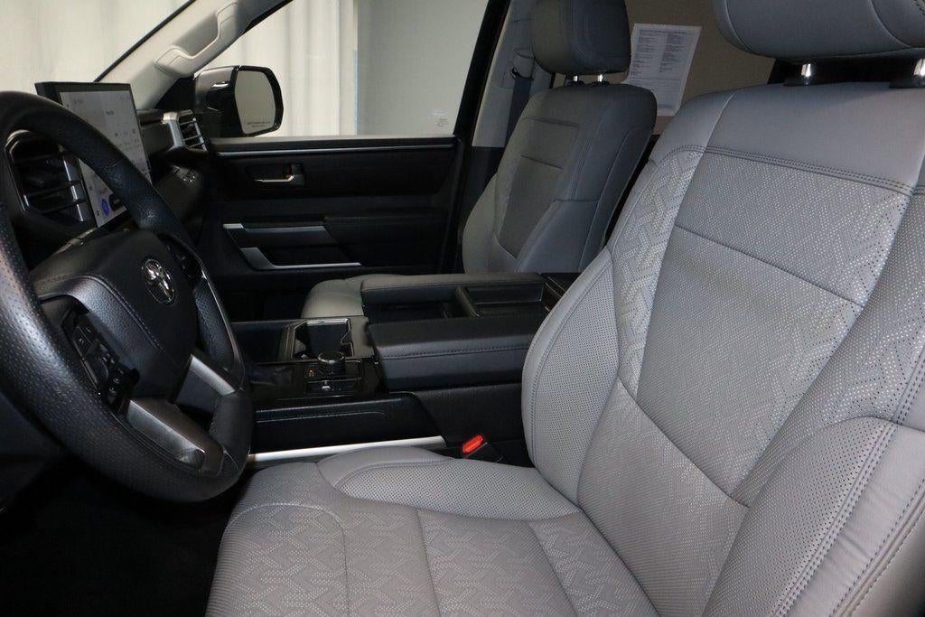 2023 Toyota Tundra 4WD SR5