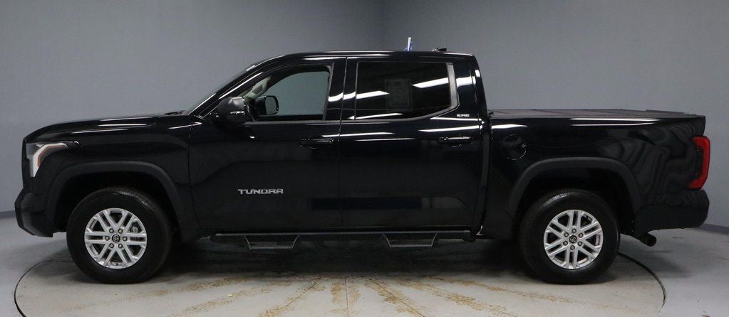 2023 Toyota Tundra 4WD SR5