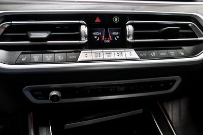 2022 BMW X7 xDrive40i xDrive40i