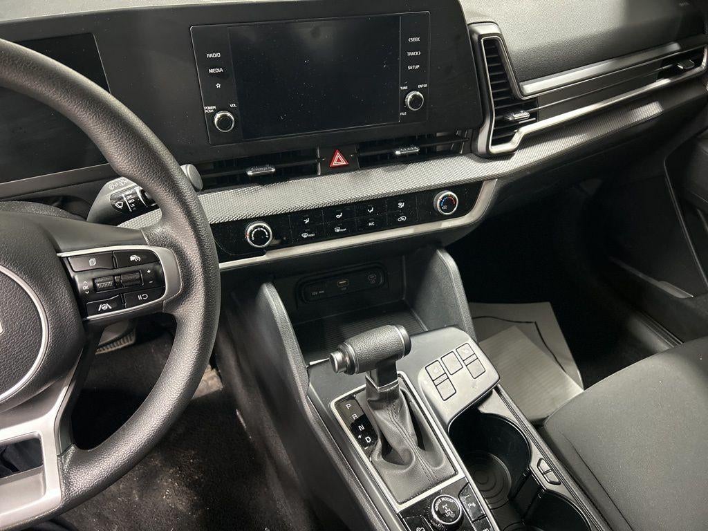 2025 Kia Sportage LX