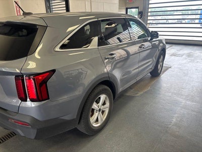 2022 Kia Sorento LX