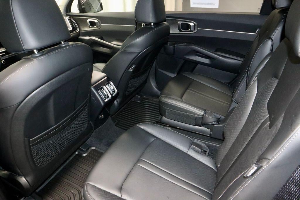 2025 Kia Sorento X-Line EX