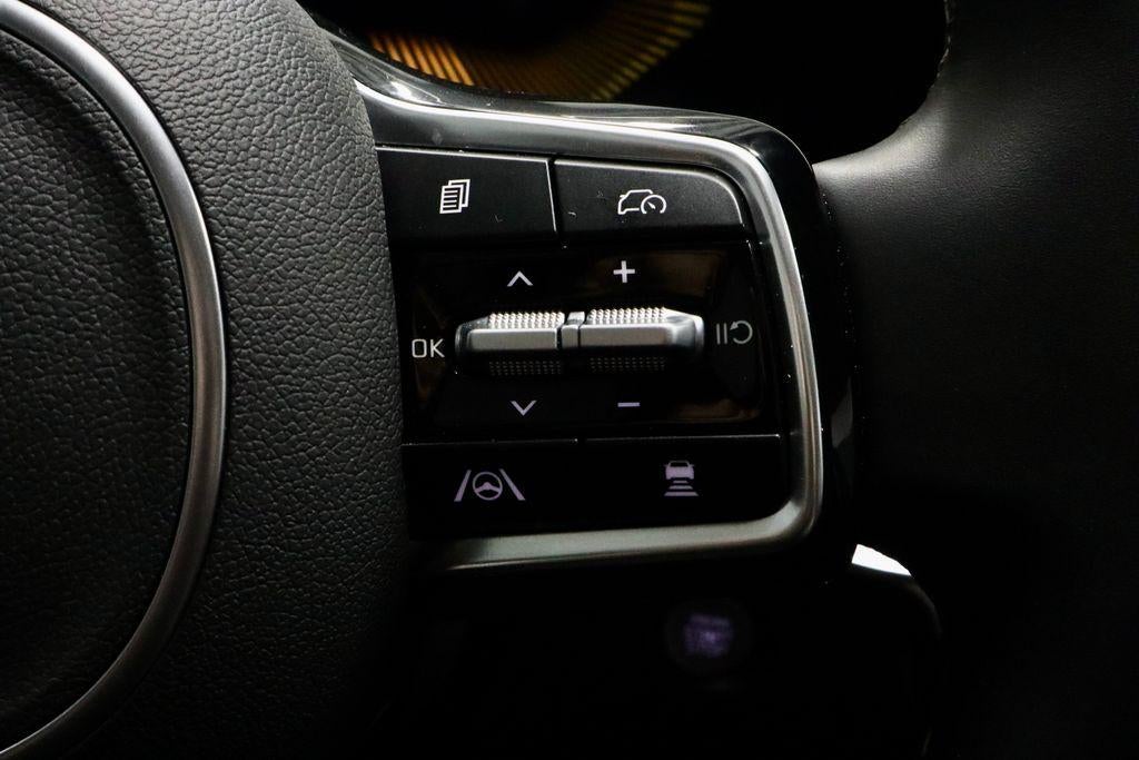 2025 Kia Sorento X-Line EX