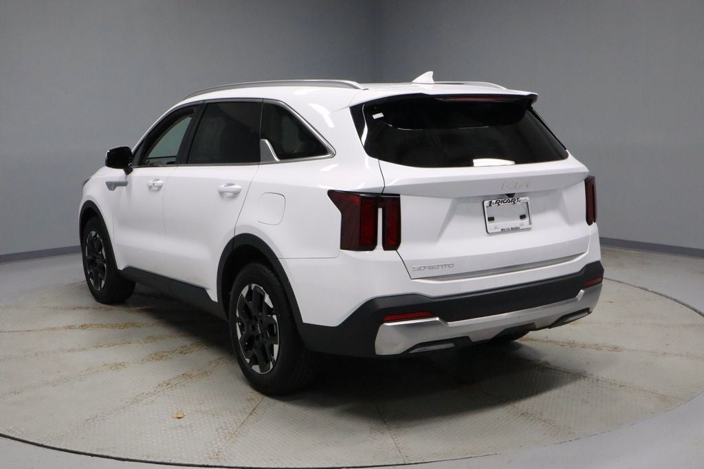 2025 Kia Sorento S