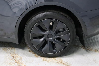 2025 Tesla Model Y Long Range