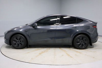 2025 Tesla Model Y Long Range