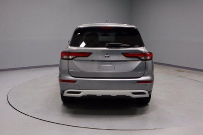 2022 Mitsubishi Outlander SE