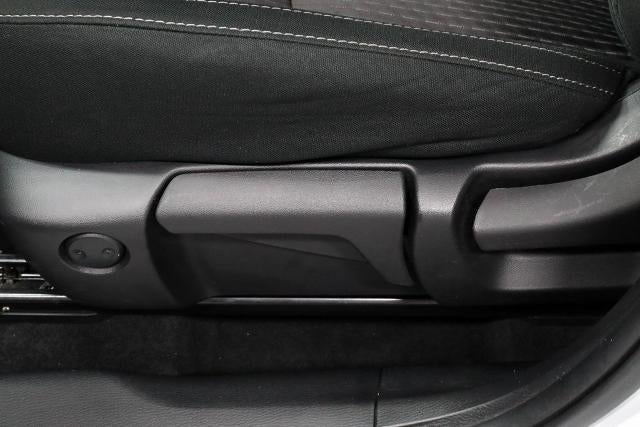 2024 Mitsubishi Outlander ES